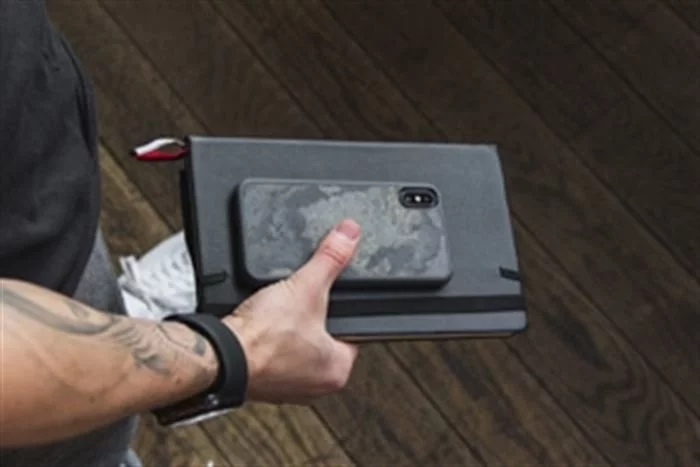 Woodcessories Stone Edition EcoBump Für IPhone X/XS (camo Grau) 9 Woodcessories Stone Edition EcoBump Für IPhone X/XS (camo Grau) – Bild 7