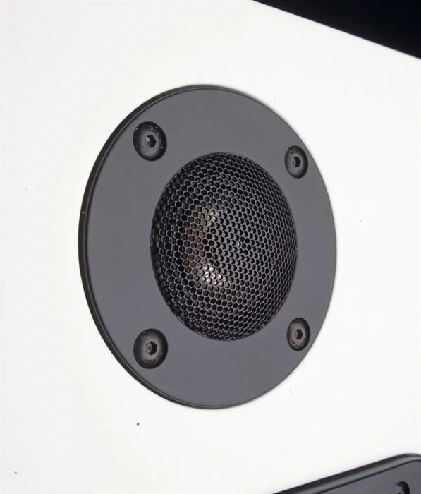 TOTEM Acoustic Lautsprecher - Element Series Metal V2 Ice (hochglanz Weiss) 11 TOTEM Acoustic Lautsprecher - Element Series Metal V2 Ice (hochglanz Weiss) – Bild 9