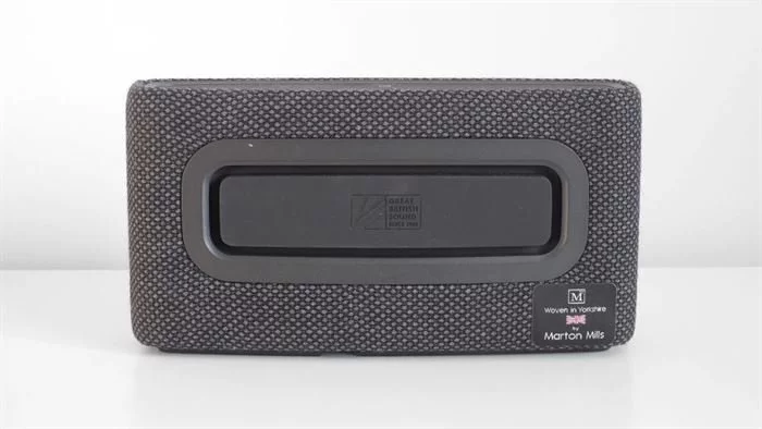 Cambridge Audio Tragbarer Stereo-Bluetooth-Lautsprecher - Yoyo S (blau) 6 Cambridge Audio Tragbarer Stereo-Bluetooth-Lautsprecher - Yoyo S (blau) – Bild 4