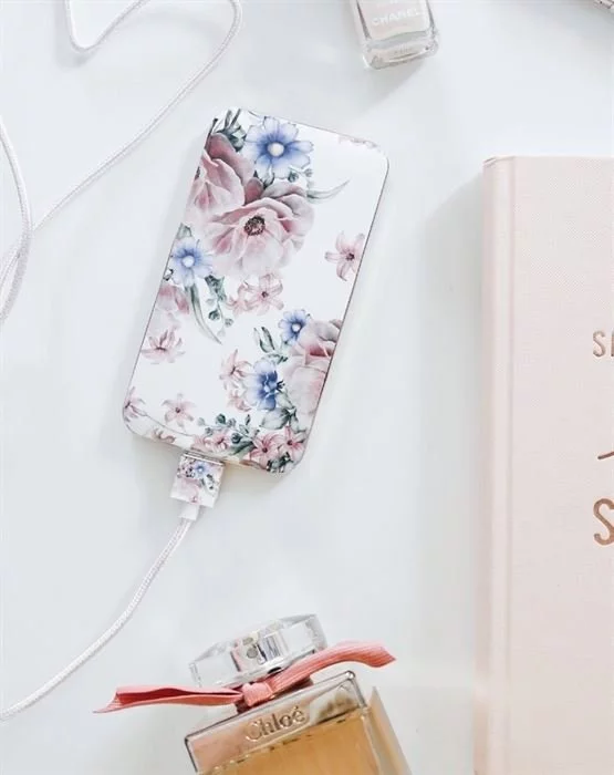 IDEAL OF SWEDEN Kabel - Lightning, USB 1m (floral) 5 IDEAL OF SWEDEN Kabel - Lightning, USB 1m (floral) – Bild 3