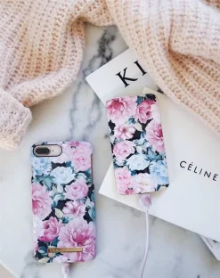 IDEAL OF SWEDEN Kabel - Lightning, USB 1m (Peony Garden) -Klipsch Shop a98068 637666147413078900 700x700 vcenterhcenter.jpeg