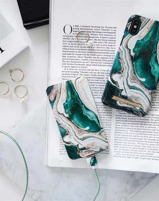 IDEAL OF SWEDEN Kabel - Lightning, USB 1m (Golden Jade Marble) 5 IDEAL OF SWEDEN Kabel - Lightning, USB 1m (Golden Jade Marble) – Bild 3